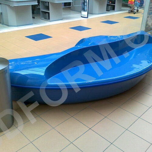 Dekoracyjna ławka użytkowa do biura lub galerii handlowej