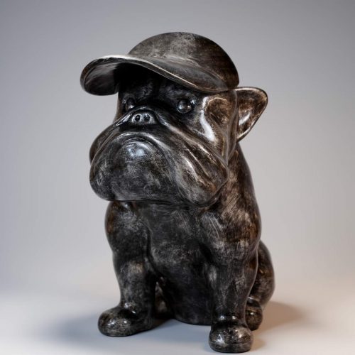pies Bulldog z czapka - srebrna patyna