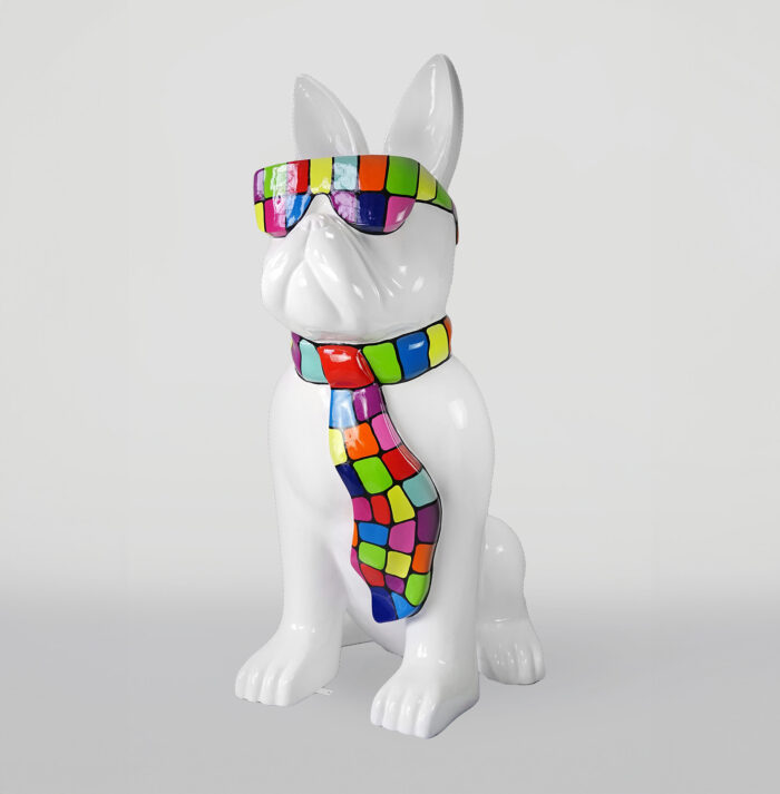 pies Duża figura bulldoga z krawatem w okularach – wersja smartie