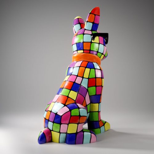 figura psa z włókna szklanego w kolorową kratkę, styl pop-art, reklamowa dekoracja do galerii lub eventu