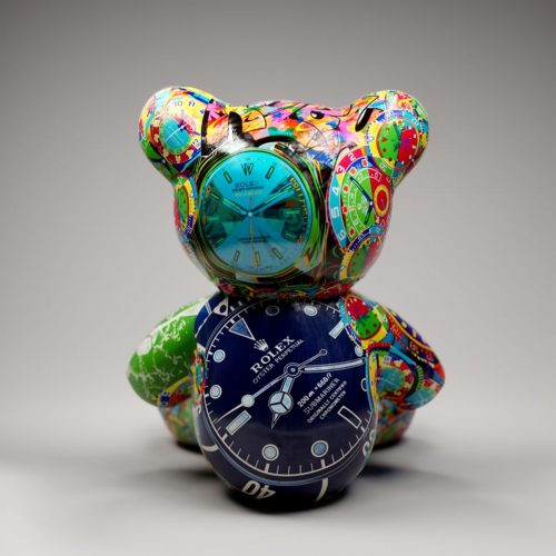 figura misia z laminatu w kolorowy wzór zegarów, styl pop-art, dekoracja reklamowa do galerii i eventów