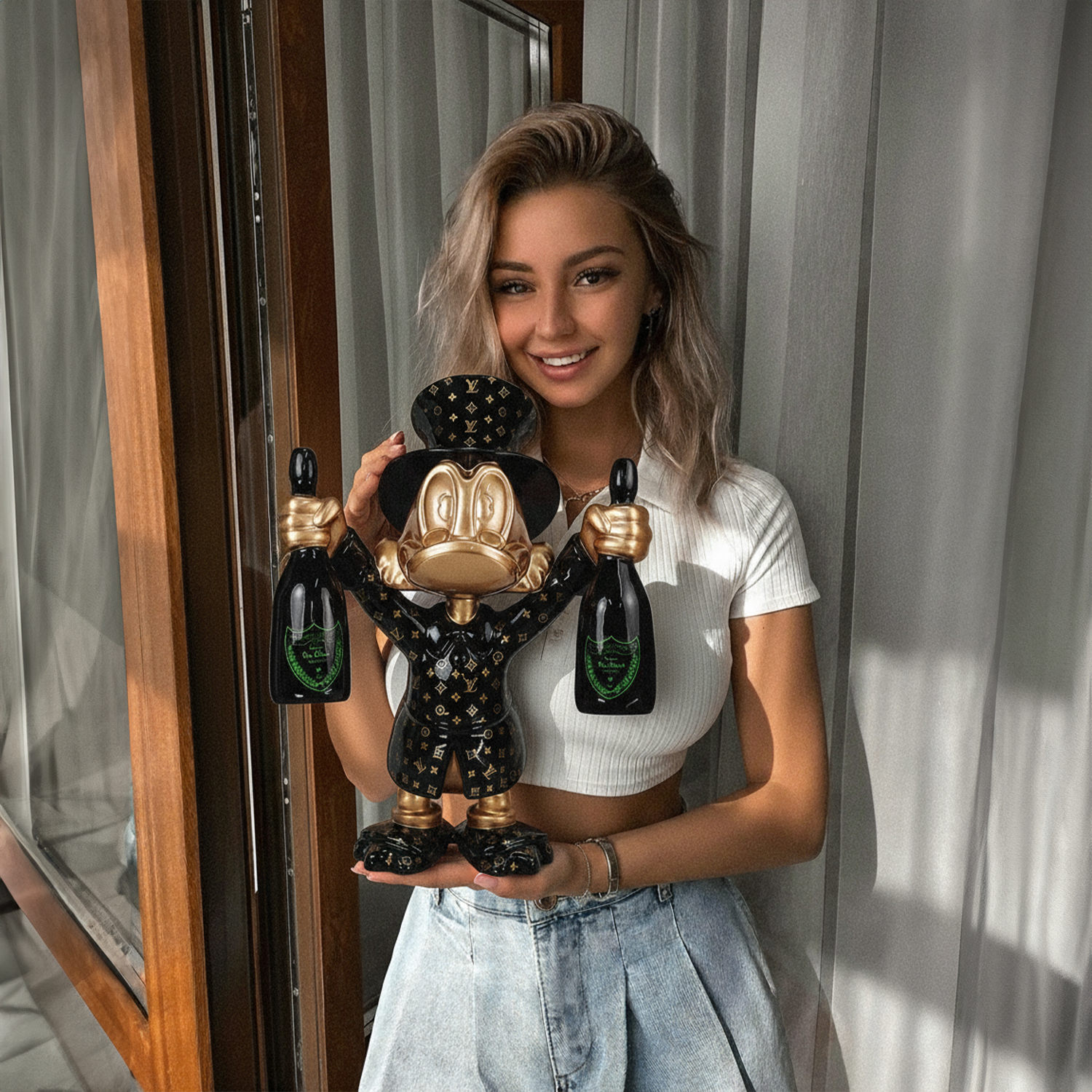 Figura Dekoracyjna - Mini Kaczor Sknerus McKwacz 1 Figura Dekoracyjna - Mini Kaczor Sknerus McKwacz