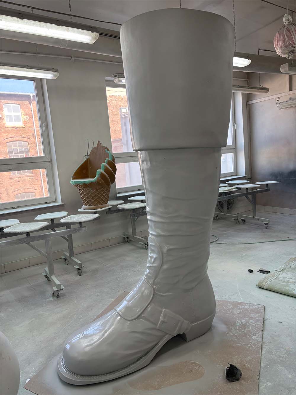 Duże Buty Miejskie – Atrakcja Turystyczna w Döbeln 4 IMG 0188duzy but fig