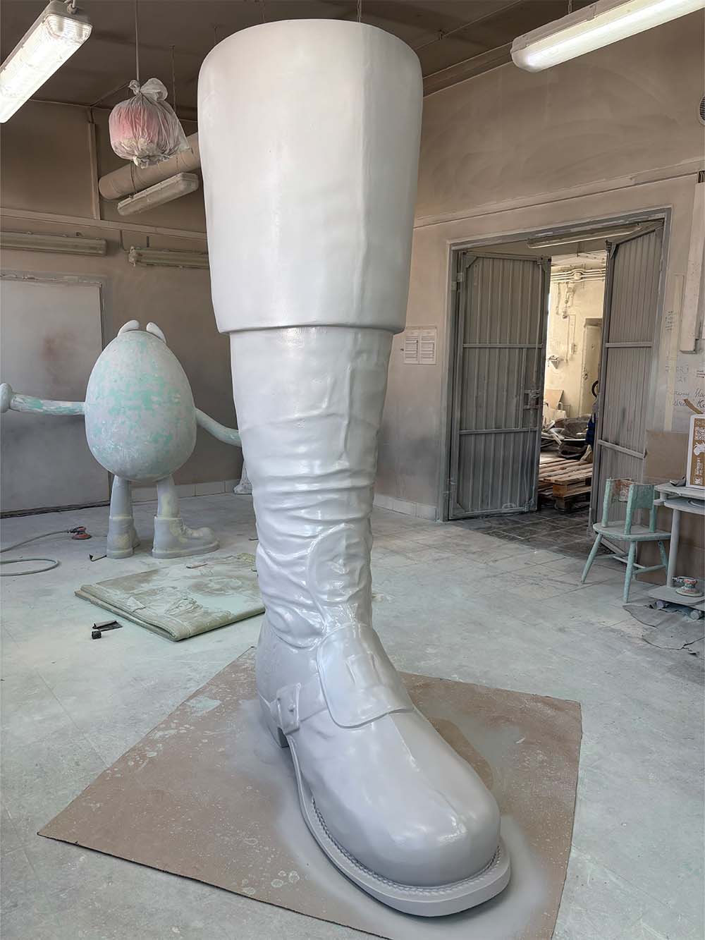 Duże Buty Miejskie – Atrakcja Turystyczna w Döbeln 6 IMG 0192duzy but fig