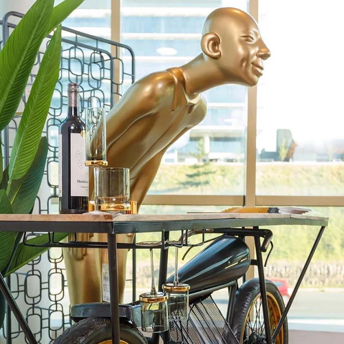 Figura Dekoracyjna - Welcome Guest złoty 1 Figura Dekoracyjna - Welcome Guest złoty