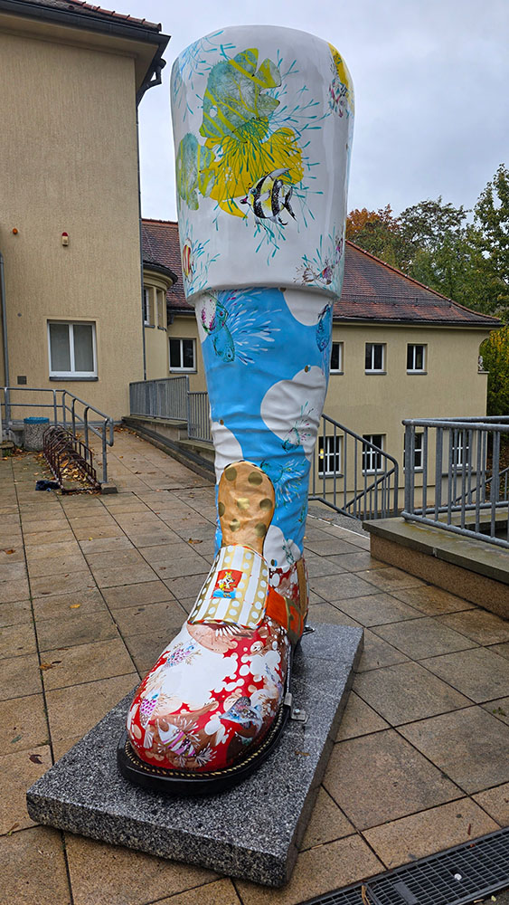 Duże Buty Miejskie – Atrakcja Turystyczna w Döbeln 14 duza figura buta 03