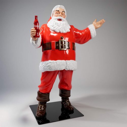 figura Świętego Mikołaja z laminatu w czerwonym stroju trzyma butelkę Coca‑Cola, dekoracyjna rzeźba świąteczna na outdoor/event